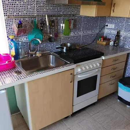 House With 2 Bedrooms In Lloret De Mar With Terrace 4 Km From The Beach בית נופש יורט דה מאר